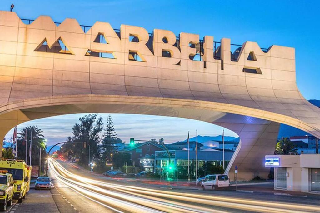 Oleholidays 1133 Romana Playa Primera Linea Playa Marbella Luaran gambar
