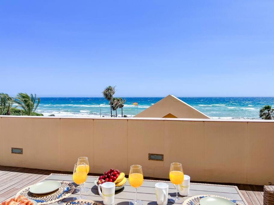 Oleholidays 1133 Romana Playa Primera Linea Playa Marbella Luaran gambar