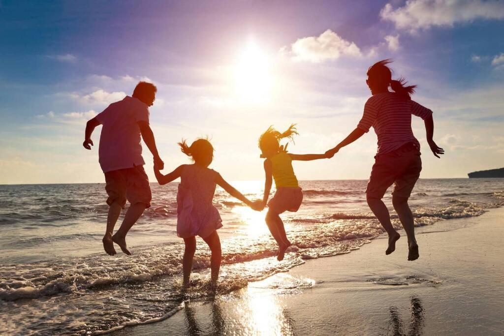 Oleholidays 1133 Romana Playa Primera Linea Playa Marbella Luaran gambar